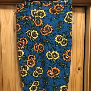 Sm LulaRoe skirt. NWOT